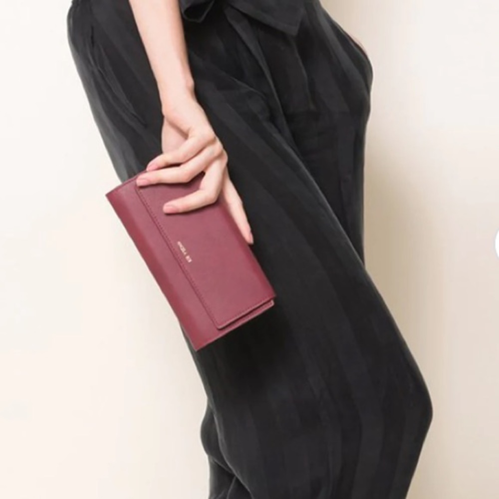 Angela Roi dark red burgundy ‘bordeaux’ clutch wallet
